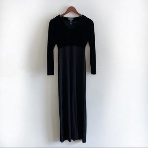 Banana Republic Long Sleeve Velvet Top Gown (XS)
